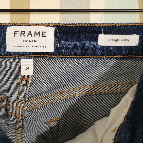 Frame Denim Le High Distressed Skinny-Leg Cropped Raw-Edge Jeans, size 24 - Picture 8 of 11